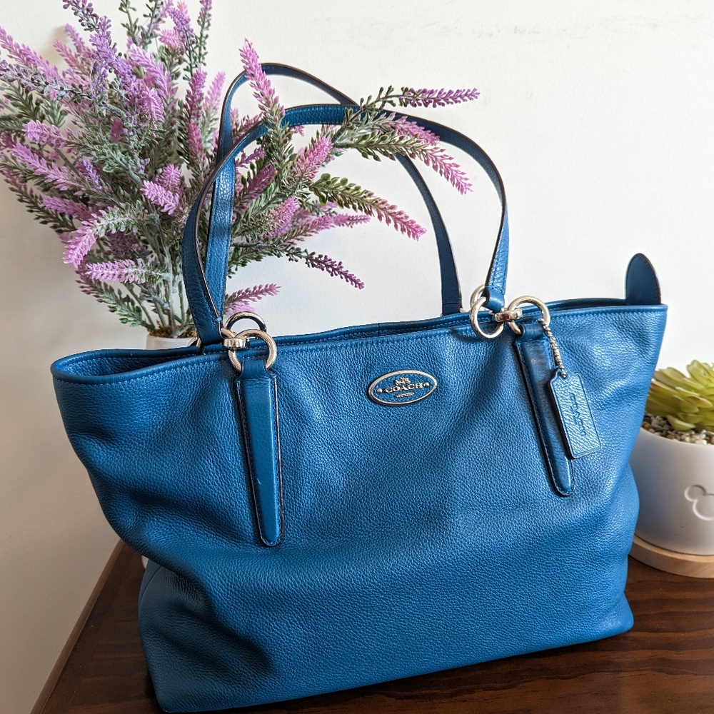 Coach TEAL pebble leather tote